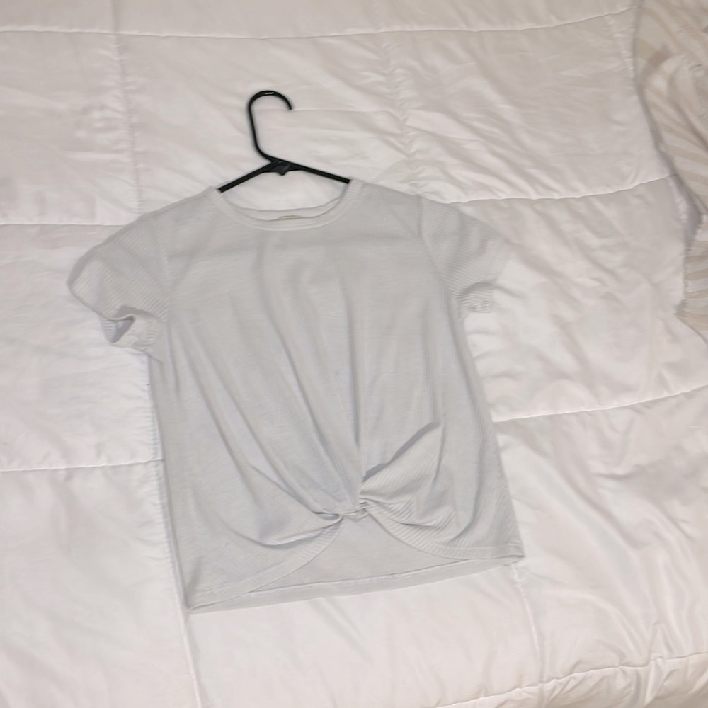 Forever 21, short sleeve shirt